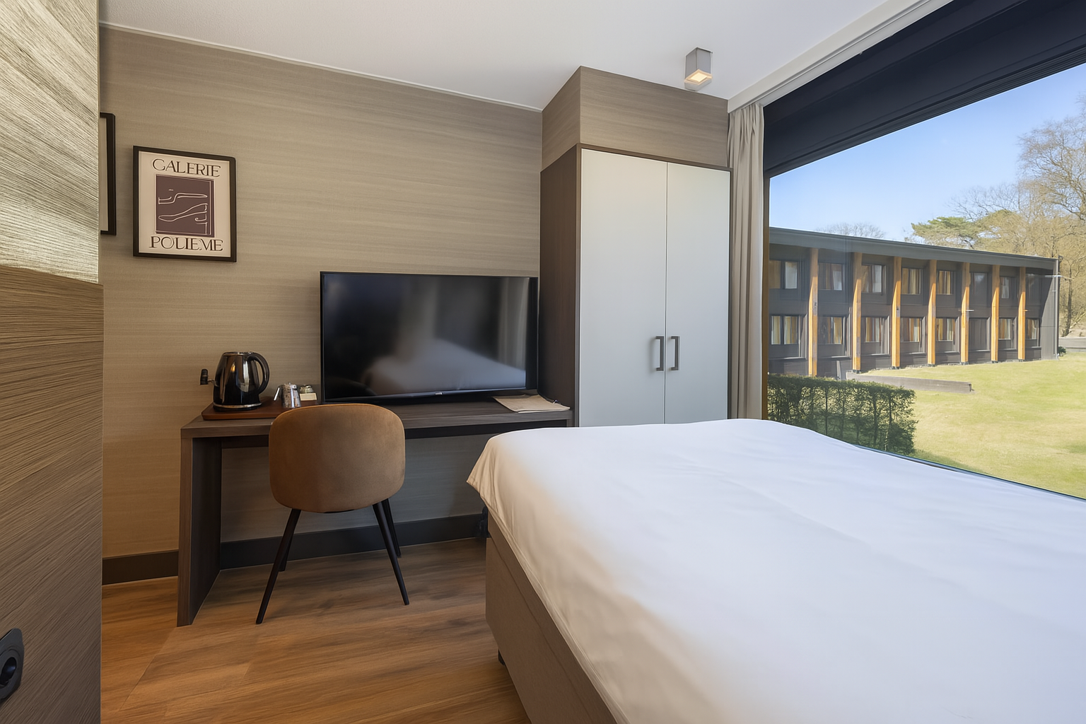 Moderne hotelkamer bij De Werelt Lunteren, ideaal voor overnachting tijdens een meerdaags congres op de Veluwe